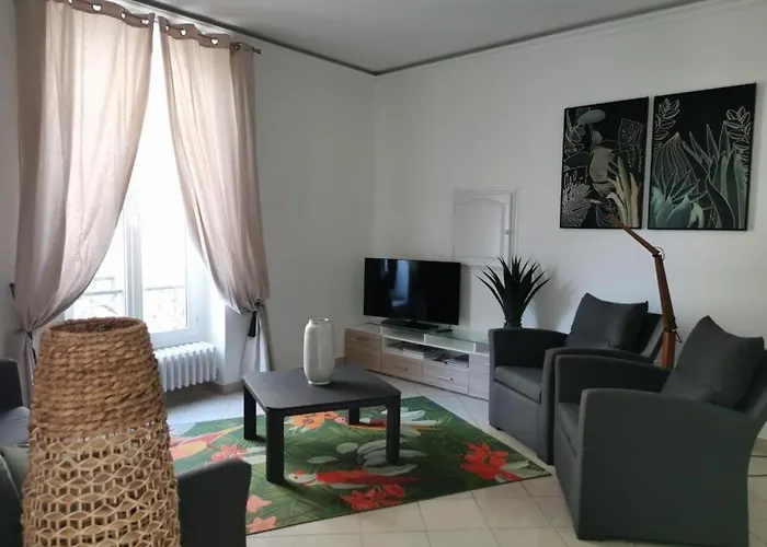 Aston - Appartement Centre Ville Massena