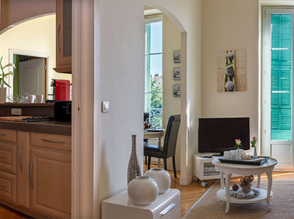 Appartamento Aston - Centre Massena Nizza